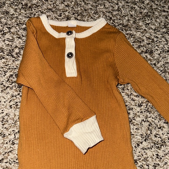 3 One Piece Rompers - Picture 8 of 8